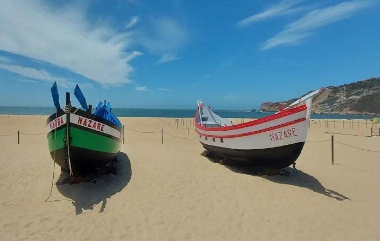 100 Meters From The Beach! Rua Da Paz Nazare Bagian luar foto