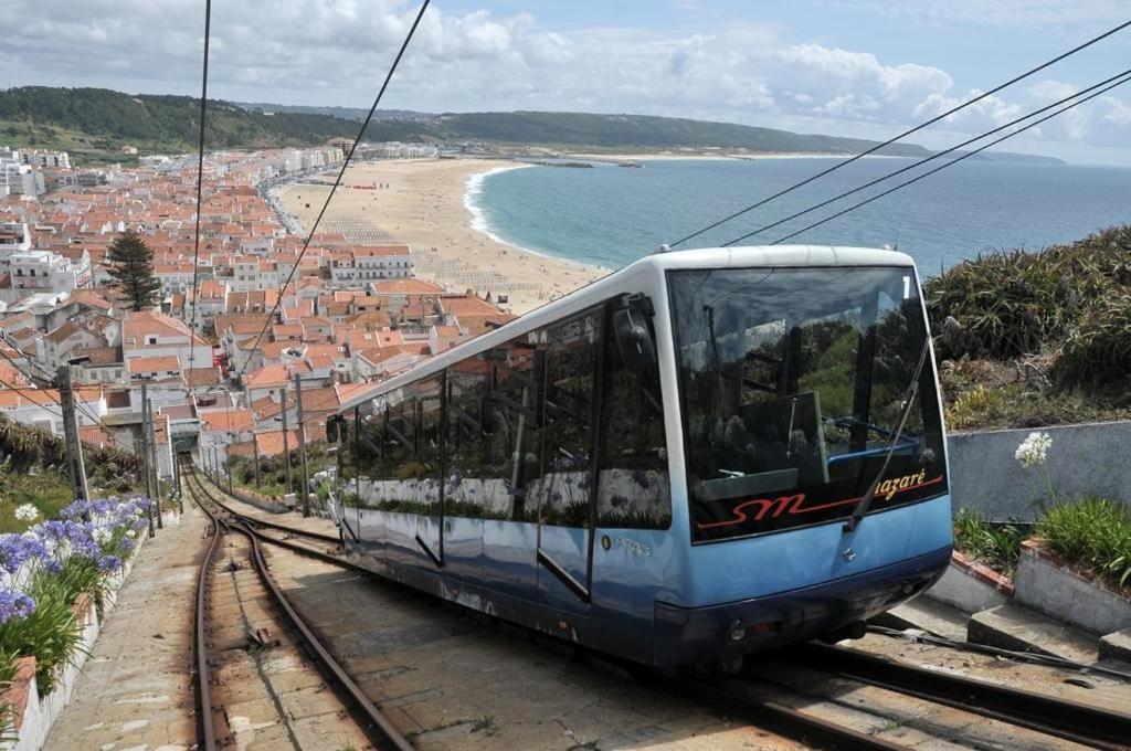 100 Meters From The Beach! Rua Da Paz Nazare Bagian luar foto