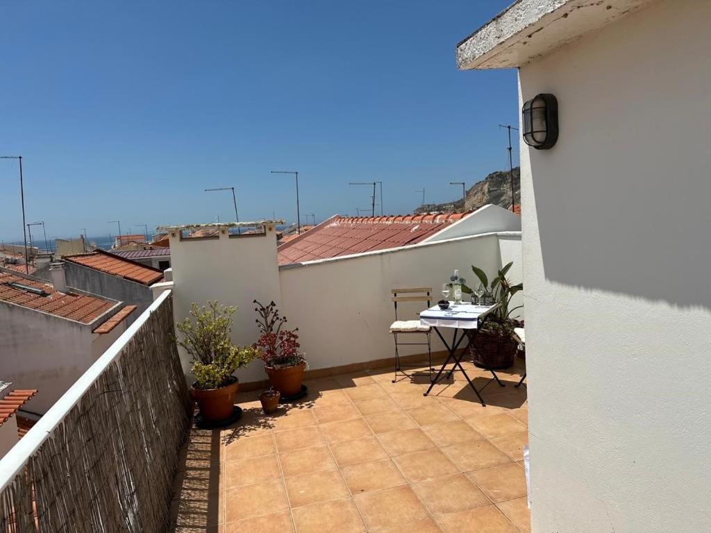 100 Meters From The Beach! Rua Da Paz Nazare Bagian luar foto
