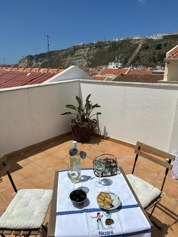 100 Meters From The Beach! Rua Da Paz Nazare Bagian luar foto