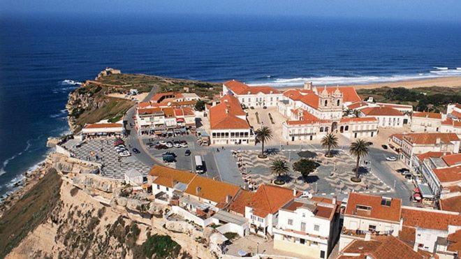 100 Meters From The Beach! Rua Da Paz Nazare Bagian luar foto
